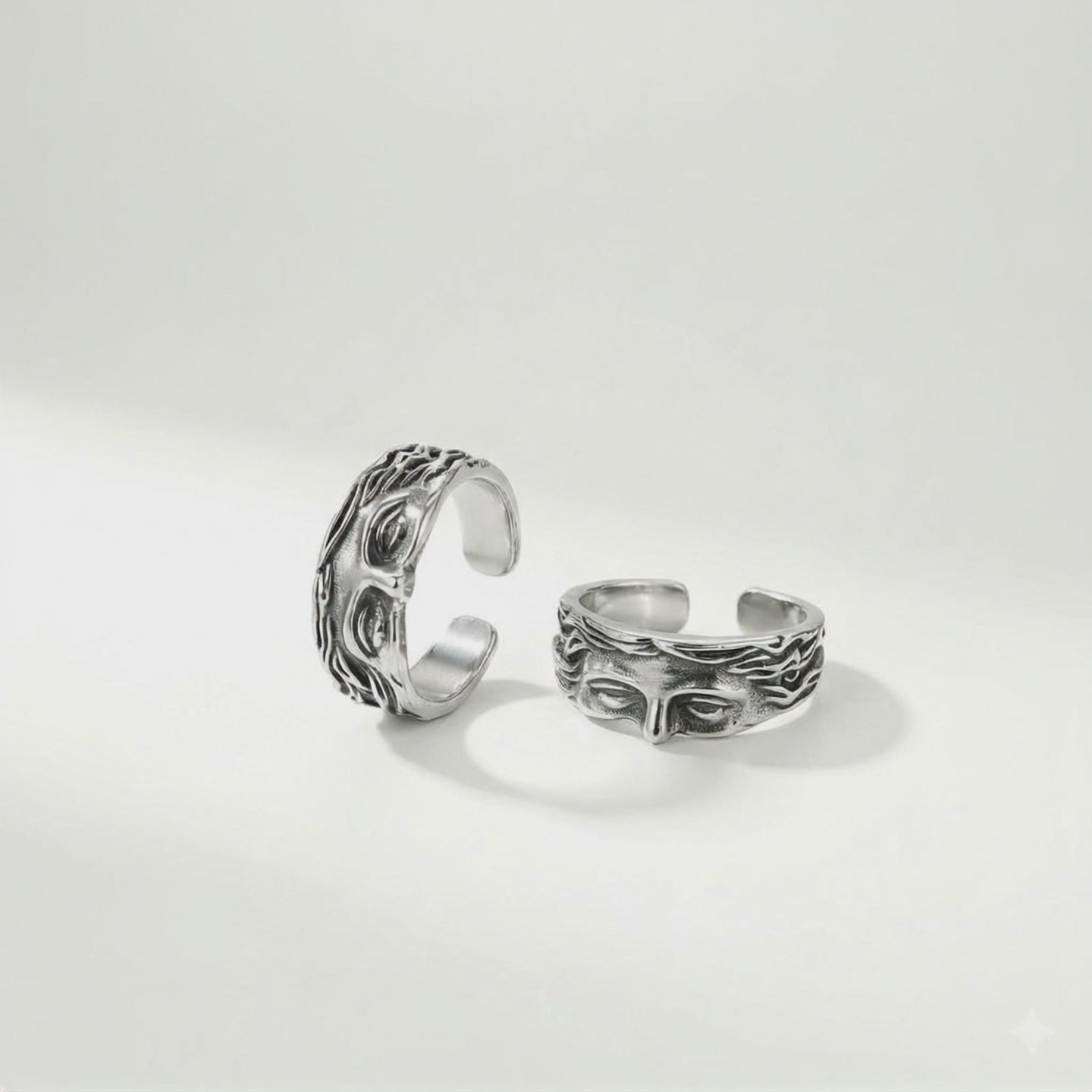 Venus' Gaze Ring